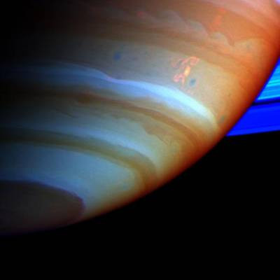 Saturn z bliska / 04.jpg