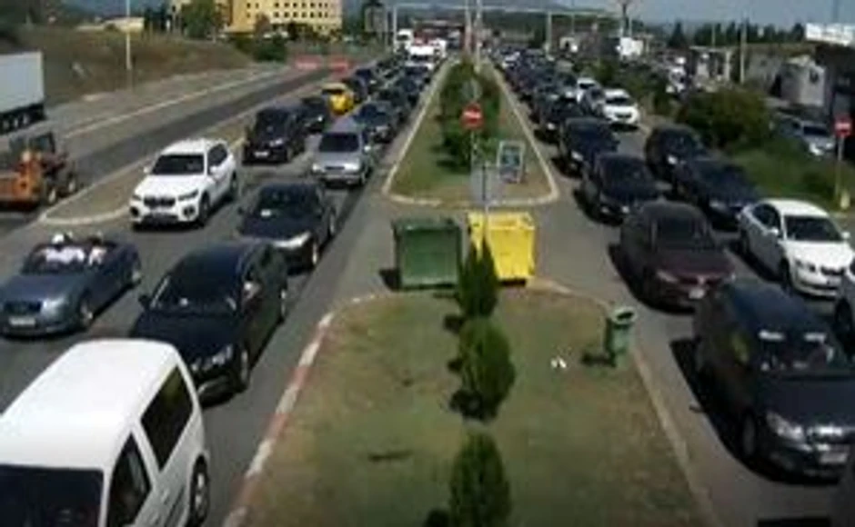 Gužve na graničnom prelazu Bogorodica - Evzoni