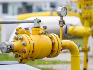 27 kwietnia o godzinie 8 rano Gazprom oficjalnie wstrzymał dostawy gazu do Polski w ramach kontraktu jamalskiego. Co z kosztami tego surowca i co to oznacza dla klientów w Polsce?