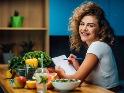 Ranking diet 2021, czyli co działa, jest zdrowe i na topie