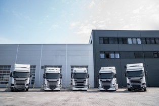 Nowa polityka celna: kto zyska, a kto straci? Te firmy nie będą zadowolone