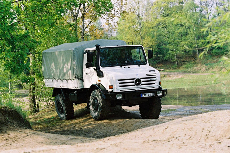 Mercedes Unimog to najlepsza terenówka świata