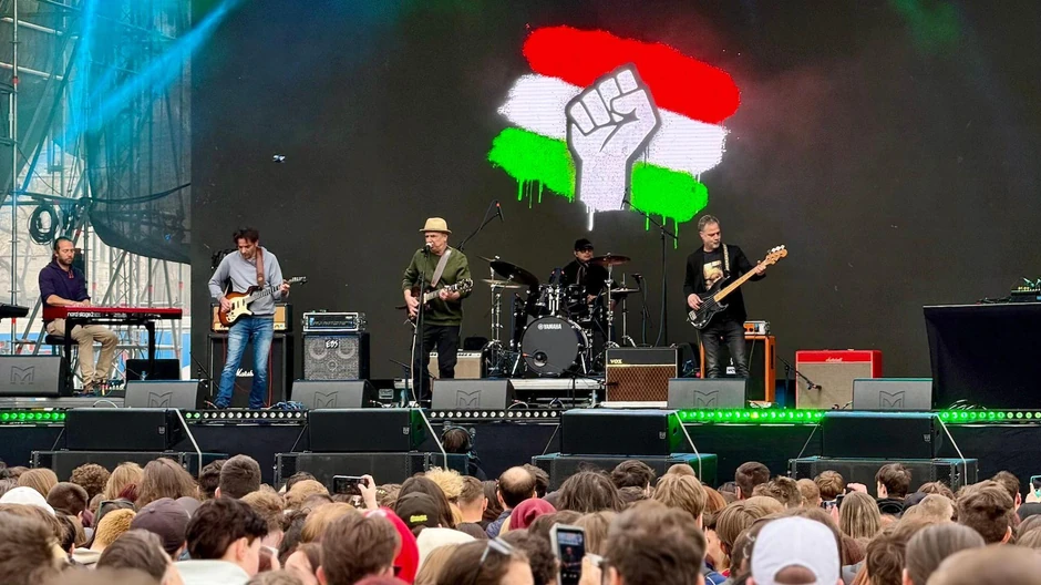 Koncert na skupu opozicione partije Tisa u Budimpešti | Foto: BBC
