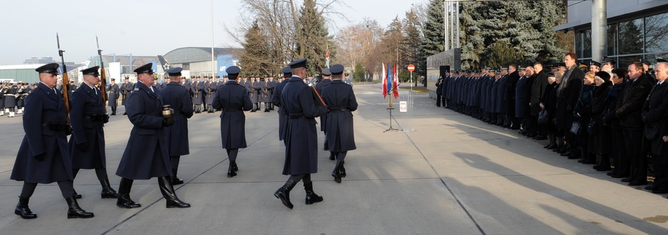 Powitanie urny z prochami Obrońcy Anglii