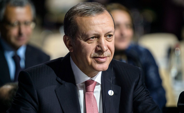 Rosja: Prezydent Turcji wraz z rodziną zamieszany w interesy naftowe z Państwem Islamskim