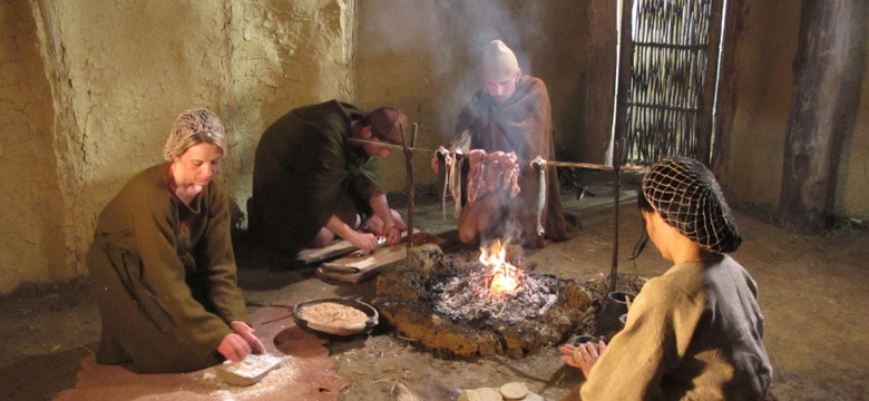 Karpacka Troja: festiwal archeologiczny "Dwa Oblicza"