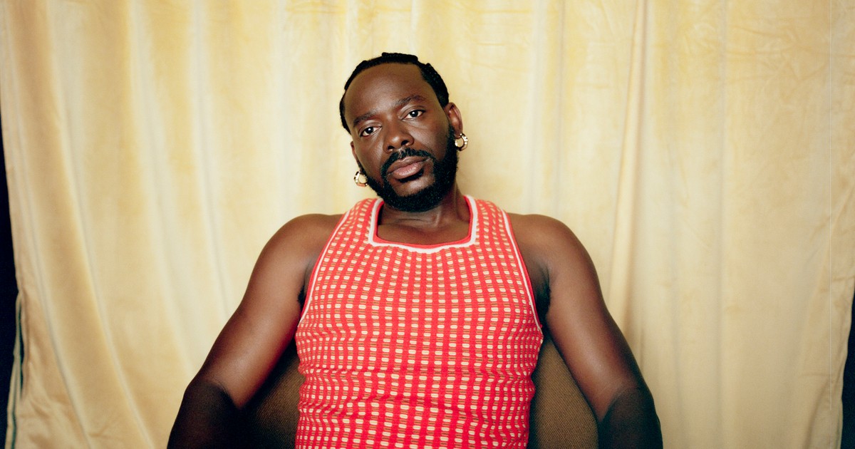 The superlative stagemanship of Adekunle Gold - Vimarsana News