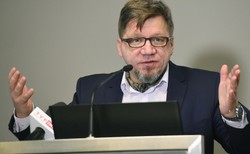 "GW": Jak władza się nagradza, czyli premie w KRRiT. Jest reakcja członków Rady