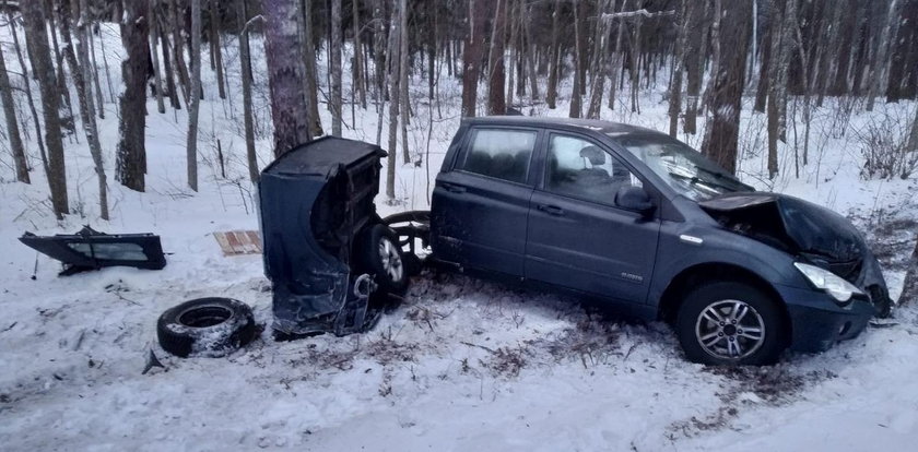 Przerażający wypadek. Auto rozpadło się na pół