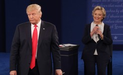 Trzy kobiety oskarżają Trumpa o napastowanie seksualne. 'Włożył ręce pod sukienkę'