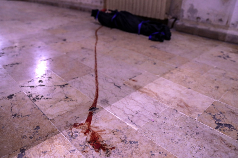 Krew na podłodze szpitala w Gucie