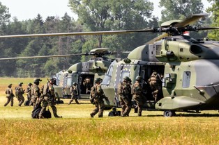 Europejskie mocarstwa wzięły na cel Rosję. Chcą jej przypilnować armią