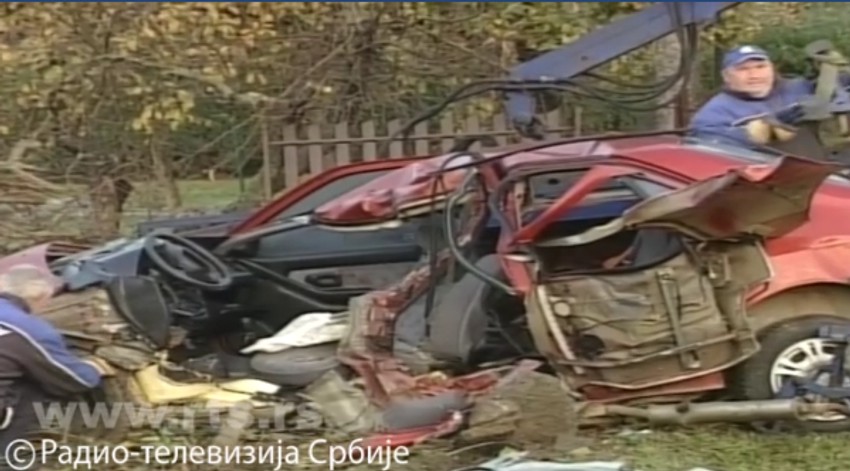 Stravična nesreća odnela dva života