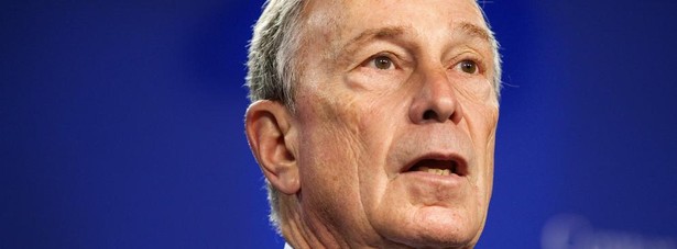 Michael Bloomberg - jego majątek szacuje się na 27 mld dol. Burmistrz Nowego Jorku znalazł się w pierwsze dwudziestce najbogatszych ludzi świata. Fortunę zbił dzięki założonemu przez siebie imperium Bloomberg L.P., które zajmuje się dostarczeniem informacji finansowych dla podmiotów biznesowych z Wall Street.