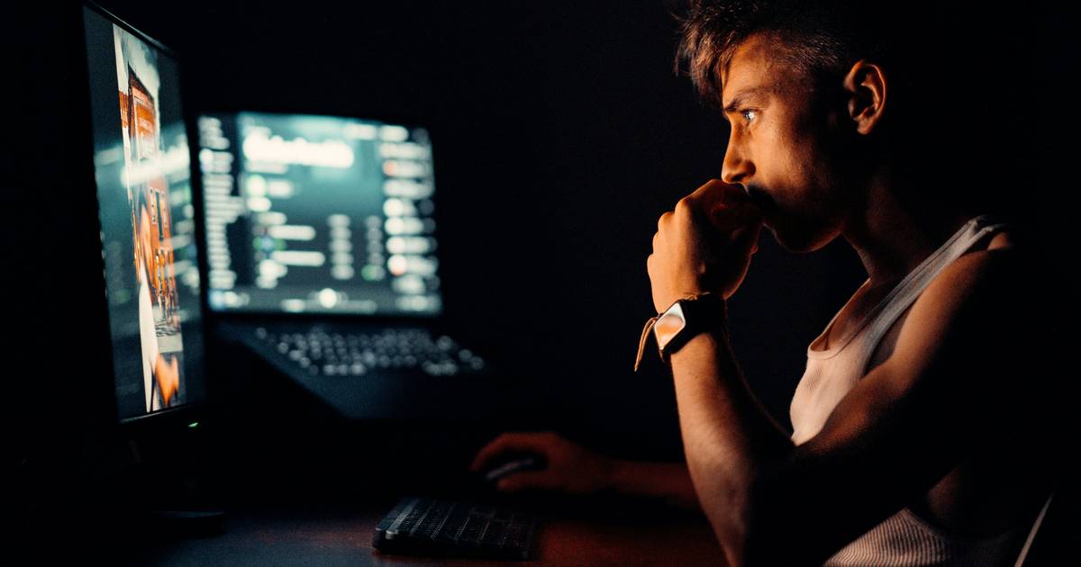 AI w pracy. "Będziemy musieli przebranżawiać się kilka razy w życiu"