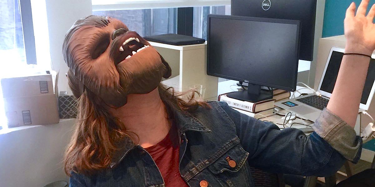 We tried the electronic Chewbacca mask that became the most viral Facebook Live video ever — here's what it's like 2