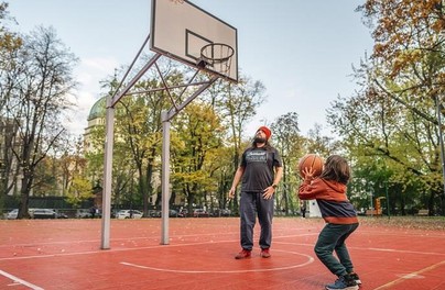 Rodzinna zumba, nordic walking i pilates. Bezpłatne zajęcia do końca 2026 r.