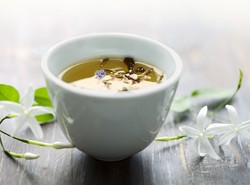 Zielona herbata z kwiatami jaśminu. Jest moc!