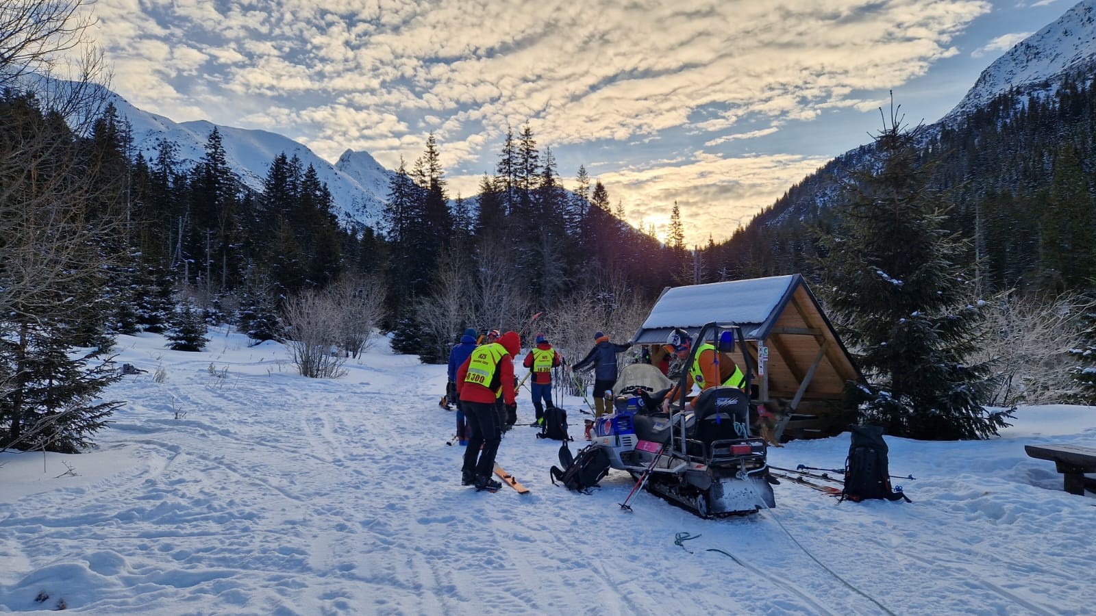 Nezvestného poľského turistu našli horskí záchranári mŕtveho v Tichej doline. 