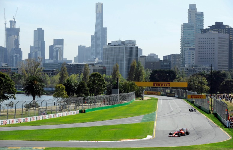 11. Jean-Eric Vergne (Toro Rosso Renault) 1.31,060 (35)