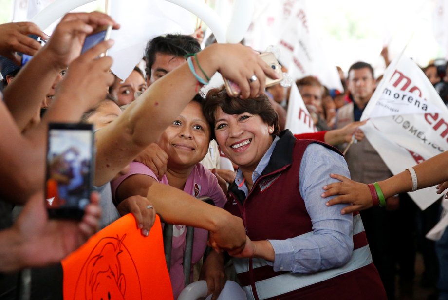 Delfina Gomez takes a selfie with supporters at her closing campaign rally in Chicoloapan de Juarez, State of Mexico, May 31, 2017.