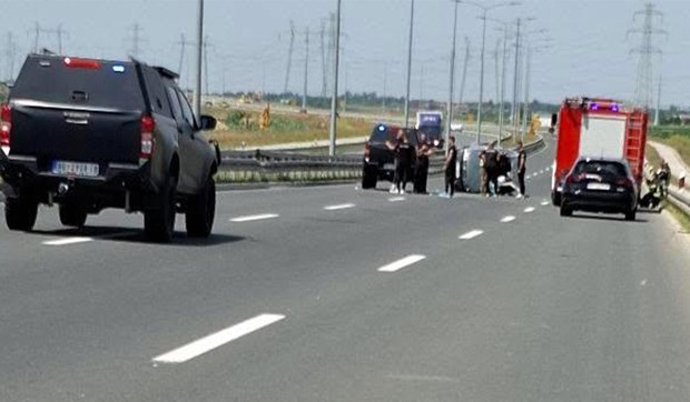 Saobraćajna nesreća autoput Novi Beograd-Surčin