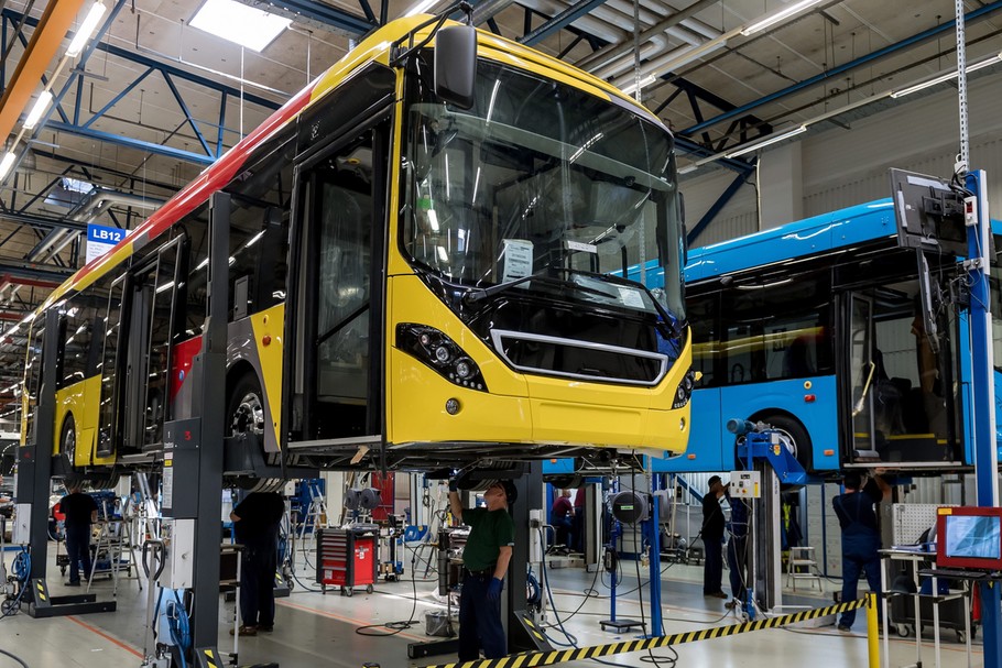 Hala produkcyjna fabryki Volvo Buses we Wrocławiu