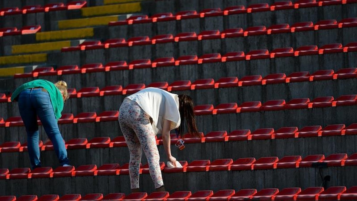 ŻUŻEL LIGA POLSKA LECHMA START BETARD SPARTA