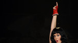 Katy Perry i jej niebezpieczny stanik (fot. Getty Images)