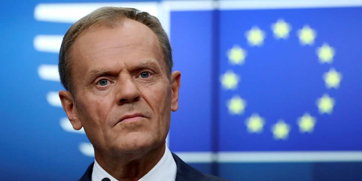 Donald Tusk krytykuje negocjacje polskiej delegacji w Brukseli