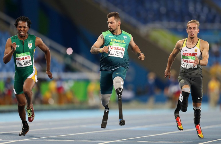 Bez rąk i nóg też można zdobywać olimpijskie medale. Herosi wlaczą w Rio de Janeiro
