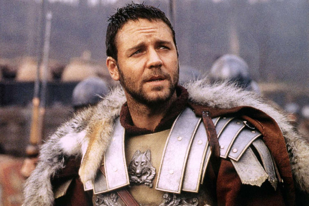 Russell Crowe jako generał Maximus w filmie "Gladiator"