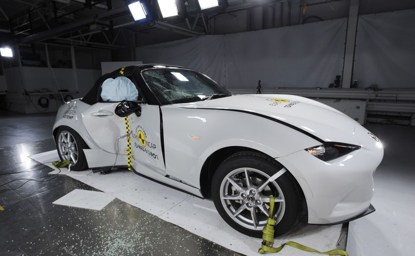 Mazda MX-5 - najbezpieczniejszy roadster 2015 wg Euro NCAP