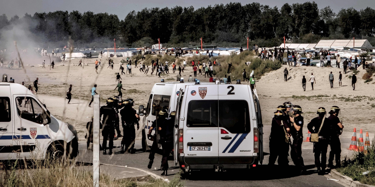 Francja zlikwiduje obóz w Calais