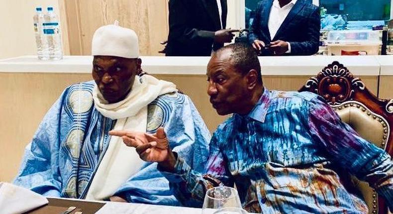 L'ancien président sénégalais Abdoulaye Wade en compagnie de son homologue guinéen Alpha Condé