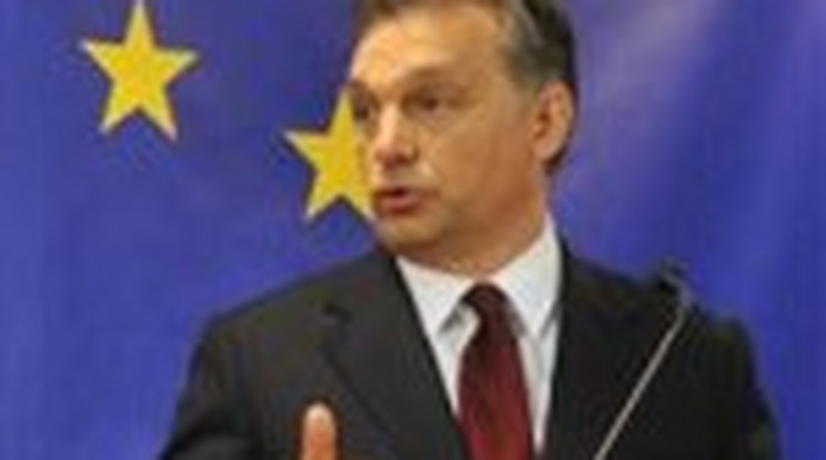 Orbán a munkanélkülieken spórolna