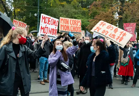 Holenderski parlament rozpoczął pracę nad aborcją dla Polek. Tabletki przychodziłyby pocztą