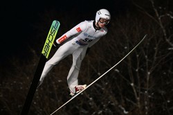 PŚ w skokach. Tomasiak najlepszy z biało-czerwonych w kwalifikacjach w Sapporo