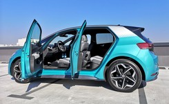 Nowy Volkswagen ID.3 już w Polsce. Jak jeździ? Zadziwia nie tylko zwinnością i ciszą