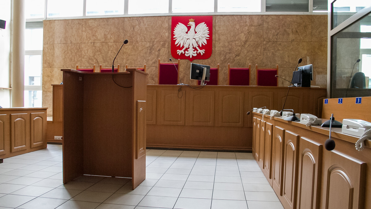 Na rok pozbawienia wolności został skazany 30-letni mężczyzna, który odpowiadał przed Sądem Rejonowym w Zabrzu za uśmiercenie 17 kotów w 2013 r. – poinformowała rzecznik Sądu Okręgowego w Gliwicach sędzia Agata Dybek-Zdyń.