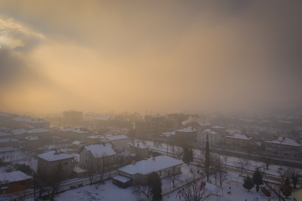 "Nie wietrz mieszkania". Groźny pył w powietrzu, pilny alert RCB