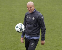 Dyplomatyczny Zidane przed meczem Realu z Legią: Gramy w tych samych rozgrywkach, więc jesteśmy na tym samym poziomie