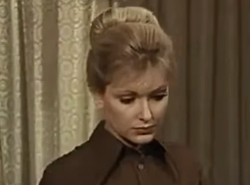 "NISAM STIGAO DA JOJ KAŽEM KOLIKO JE VOLIM" Lepotica Jugoslavije 30 godina VOLELA POZNATOG MUZIČARA, on se rasuo na komade nakon njene smrti: "Nije joj bilo spasa"