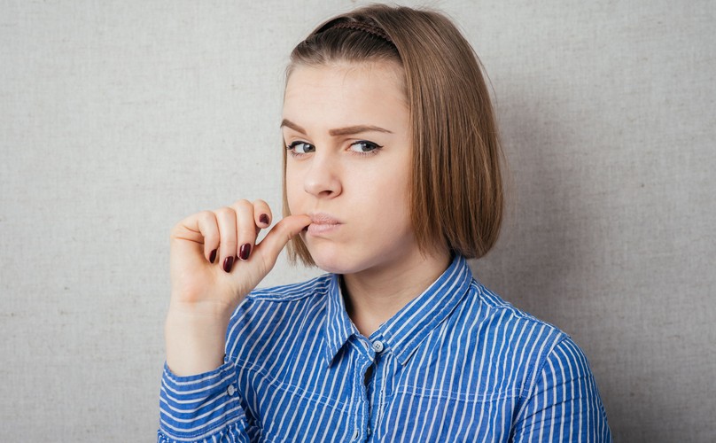 10. Obgryzanie paznokci