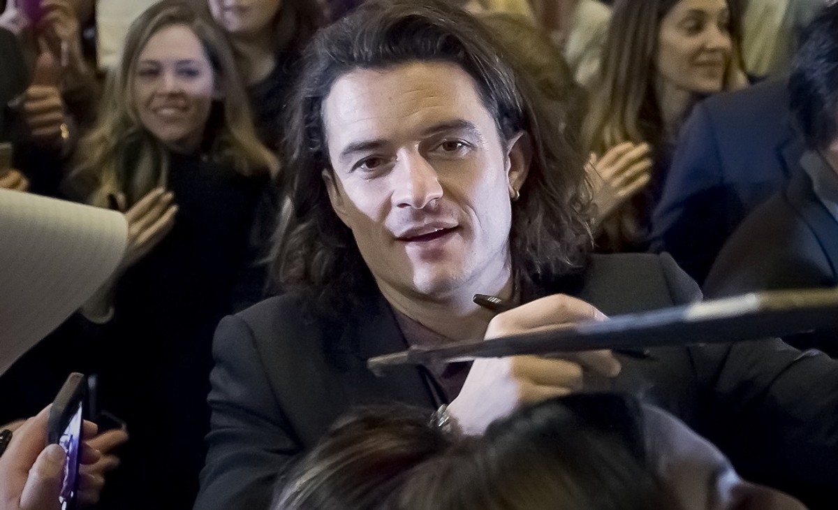 Orlando Bloom odwiedził uchodźców na ziemi niczyjej