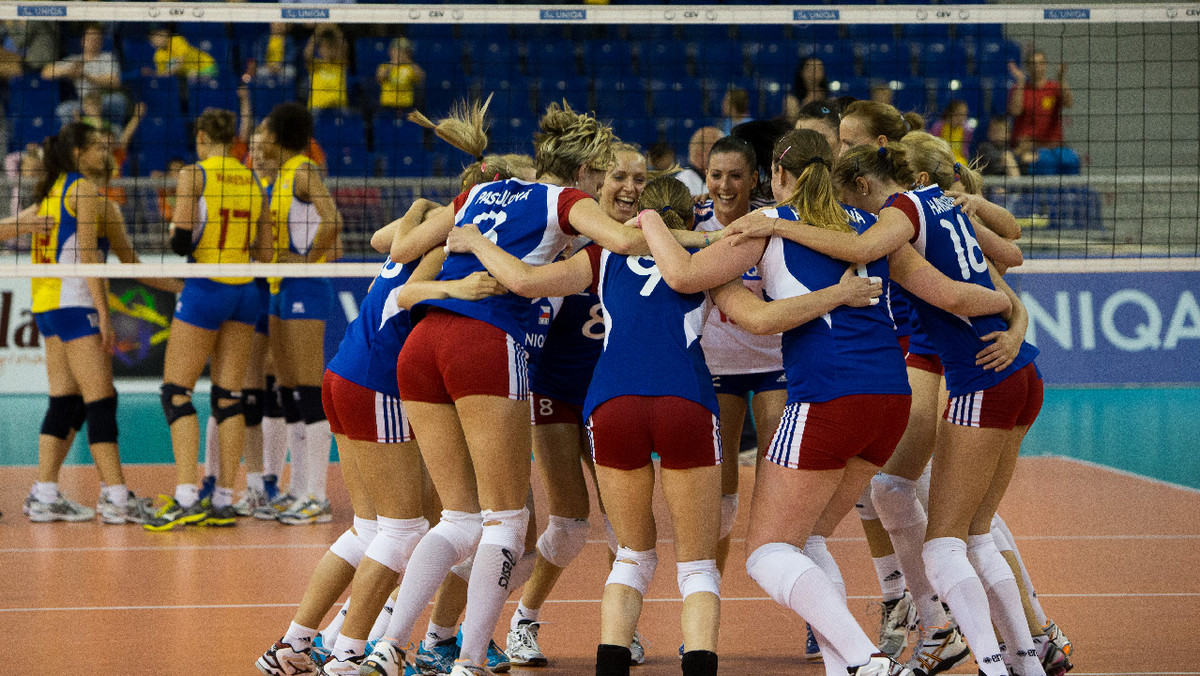 Reprezentacja Czech po raz drugi pokonała Rumunię w meczu barażowym o awans do turnieju finałowego mistrzostw Europy siatkarek 2013. W Brnie Czeszki zwyciężyły 3:1 - wcześniej 3:0 w Craiova - i zagrają w turnieju finałowym z Polską, Serbią i Bułgarią.