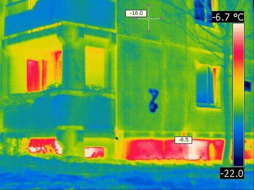 Tak ucieka ciepło z Twojego bloku