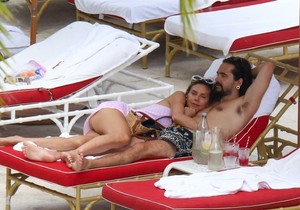 Hajdi Klum otkrila zapaljiv detalj iz spavaće sobe, u braku je sa 16 godina mlađim