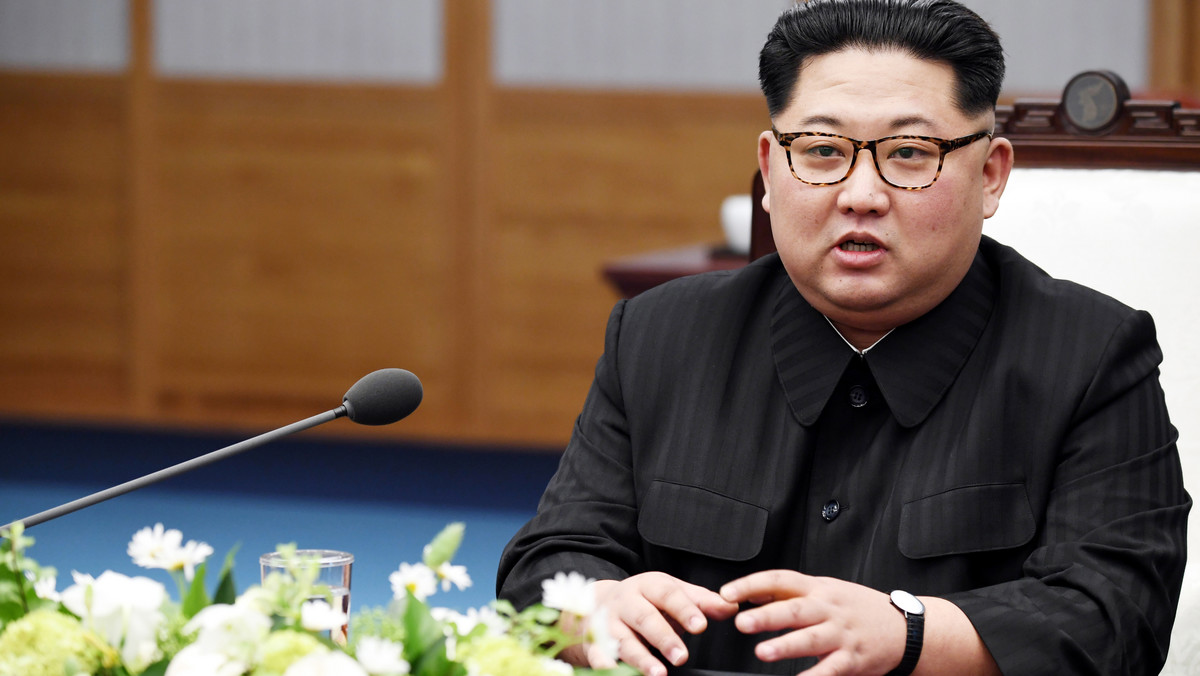"Korea Północna nie będzie prowadzić rozmów z Koreą Płd., dopóki nie "rozwiąże się spraw", które doprowadziły do odwołania planowanego wcześniej na 16 maja spotkania przedstawicieli tych państw" - napisała oficjalna północnokoreańska agencja KCNA.