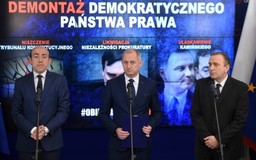 PO o 100 dniach rządu Beaty Szydło: Polska tonie w chaosie